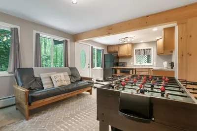 Image de Cozy 2br Mountain Retreat Near Killington Resort - Pet Friendly w/ Fireplace