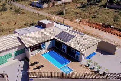 Image de Casa à beira do Lago Corumbá, com uma vista incrível