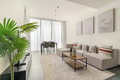 Image de Spacious 2br in The Crest with pool and gym