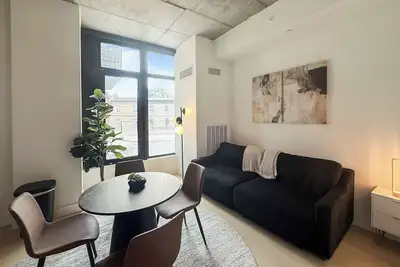 Image de Light & Cozy | NoLibs Escape | Sleeps 4