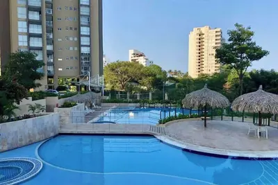 Image de Espectacular Apartamento con Terraza y Piscina en Zazue