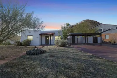 Phoenix Adobe Retreat w/ Pool & Access to Hiking