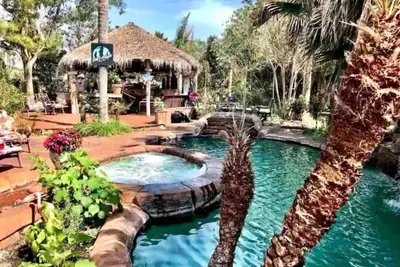 Image de The Most Interesting House in Texas