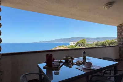 Image de Villa Gabriella \"Sea View\" (Upper Floor Apartment)