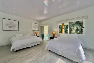 Image de Doble Supeior Room | Ac | Shared Kitchen • Selvatica