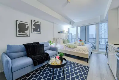 Image de RivetStays | The Jarvis Standard Suite – Cozy Studio Suite