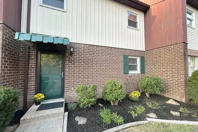 Image de Emerald Escape - Pool!