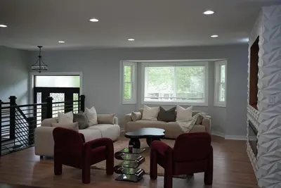 Image de Stylish 3br Silver Spring 5-min walk to Metro