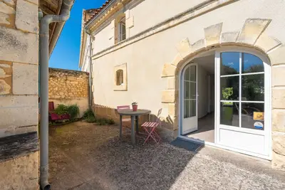 Image de Maison de Vacances 'À La Campagne' avec Terrasse Privée, Jardin Commun et Wi-Fi
