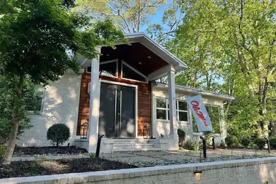 Image de Superb 4-bedroom house. 5 mile to the infamous Oxford square