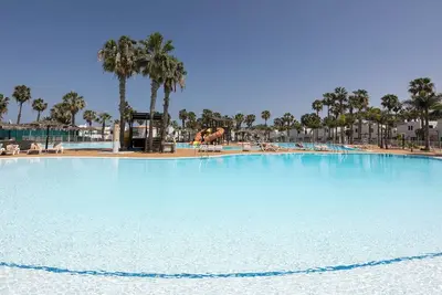 Home2Book Modern Apt with Pool in Corralejo Oasis