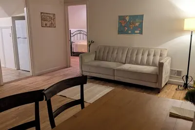 Image de Charming upstairs apartment in Athens, Oh