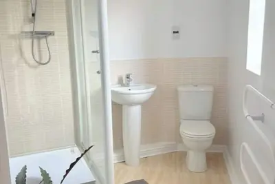 Image de Modern, Spotless Flat Near M4, Free Parking & Wi-Fi