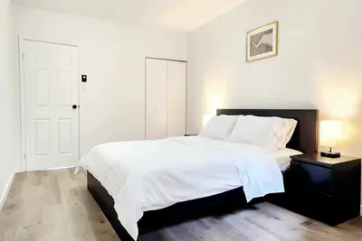 Image de Bright 2br in Le Plateau | Near Metro & Parks