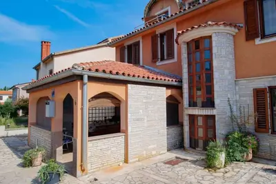 Image de Apartments Manda - One Bedroom Apartment With Terrace (A2)