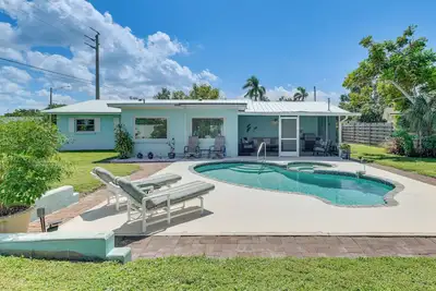 Image de Beach Gear Provided! ‘Oma’s House’ in Bradenton!