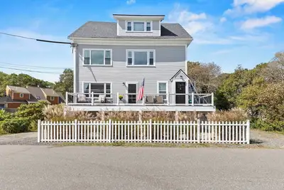 Image de Welcome to the Beach Pit -