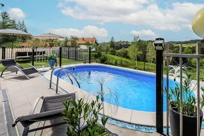 Image de Riverside House with Pool and Hot Tub, Karlovac, Croatia