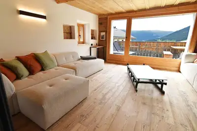 Image de Tga Franzestg meeting of history and comfort in the alpine village of Riom