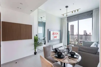 Image de StayShort - Jumeirah Village Circle for 4 in a Great Location!