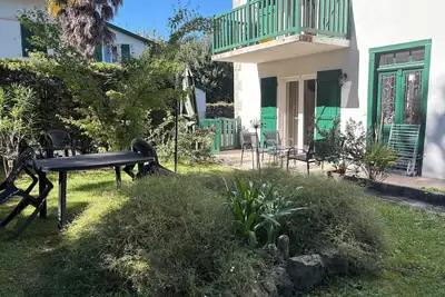 Image de Appartement F3 près du centre avec jardin privatif