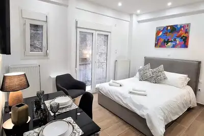 Image de Fully renovated apartment in the center of Athens (new to Vrbo! )