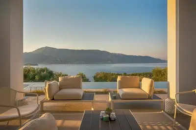 Image de Iola - Cinq Chambres Villa, Couchages 10