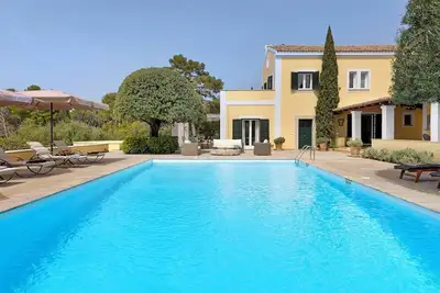 Image de Felicia - Cinq Chambres Villa, Couchages 10