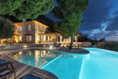 Image de Madreterra - Six Chambres Villa, Couchages 12