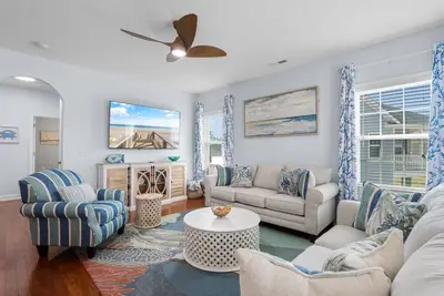 Image de 4 Br Coastal Escape- Sleeps 12- Beautiful Design