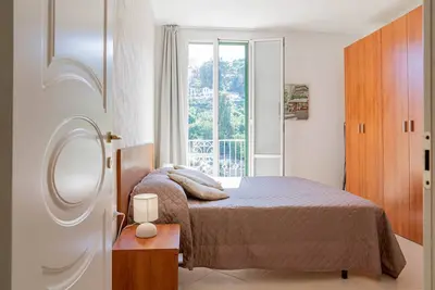 Image de 𝐇𝟏𝟏 Casa Zefiro Sanremo - Centre - Parking