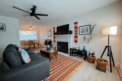 Image de Modern, Cozy Reno-Tahoe Retreat w/ Office