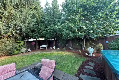 Image de Comfy Home in the heart of wine country. Walk to wine tasting, Pet Friendly.