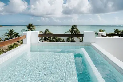 Image de Villa Soliman: Beachfront 6br Villa w/2 Pools, Stunning Ocean Views near Tulum