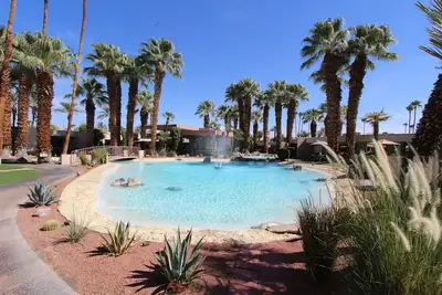 Image de Palm Springs Villa | Pool, Patio & Tennis