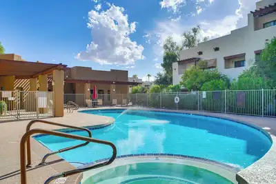 Condo 1 Mi to South Mountain Park! Unwind Poolside