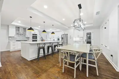 Image de Prime Atl Estate - 8br - Mins to Buckhead & Braves