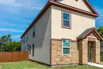 Image de Comfort, estilo y comodidad con elegancia, Tranquil 4-bedroom house in Garland