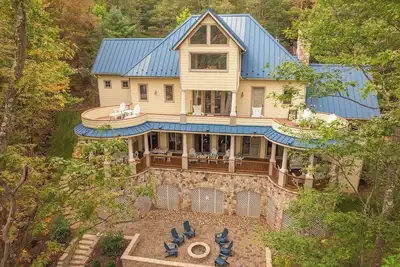 Image de Blue Haven | Stunning 5br Lakefront Home w/ Boat Slip Near Wisp