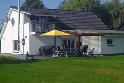 Image de Maison de vacances à Kudensee avec piscine