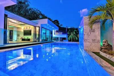 Image de Zen Luxury Villa-Pool-Rooftop-Bbq-Kids Playground