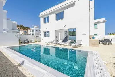 Image de Green Bay Villa 15 - Trois Chambres Villa, Couchages 6