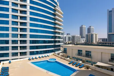 Image de Luxury 1br with Marina Views, Swimming Pool + Gym