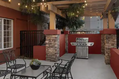 Image de Spacious Pet-Friendly Suite w/ Free Parking and Airport Shuttle near Pike Place