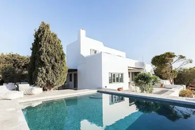 Image de Gabbie - Quatre Chambres Villa, Couchages 8