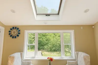 Image de Beautiful two-bedroom residence nestled in the lovely town near Boston