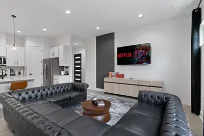 Image de Mega Lux Combined Unit - Up to 36 Guests