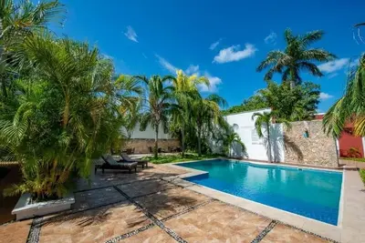 Image de Mérida Compound Stay – 2 Stays, 2 Double Rooms, Pool Access & Courtyard Views
