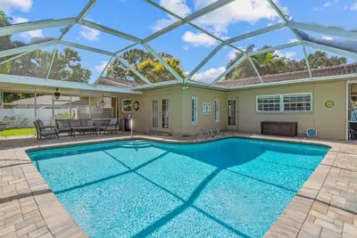 Clearwater Sanctuary  Home w Pool