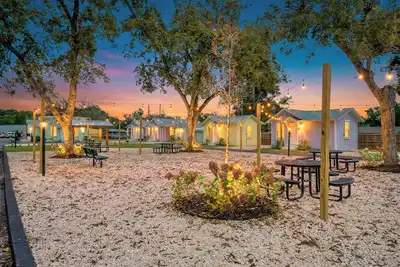 Image de 1br Cozy & Convenient Near All Pensacola Offers